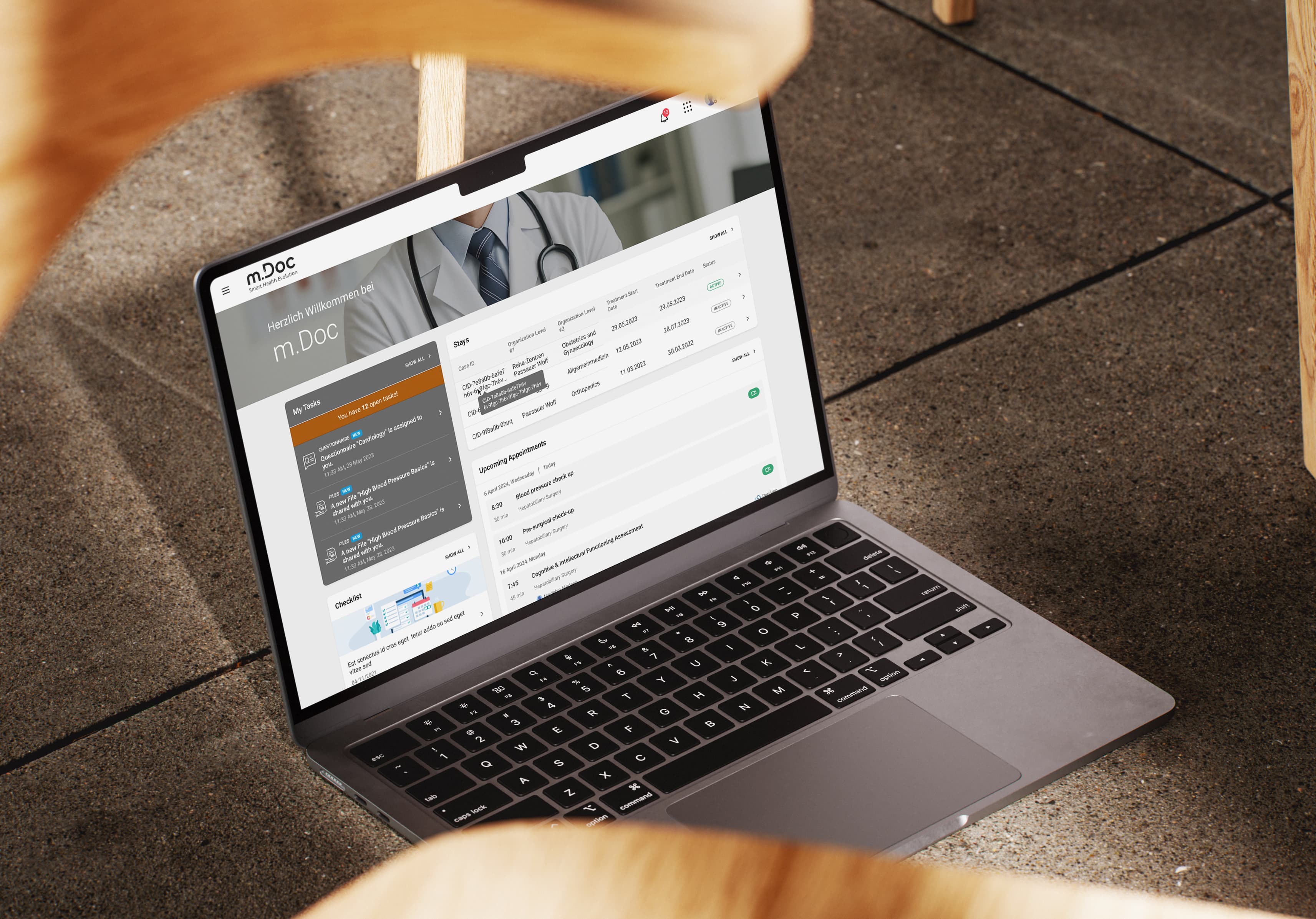 m.Doc - Designing a patient portal for German hospitals : Healthcare UX